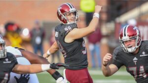 Troy specialist Tyler Sumpter headed to WVU as grad transfer